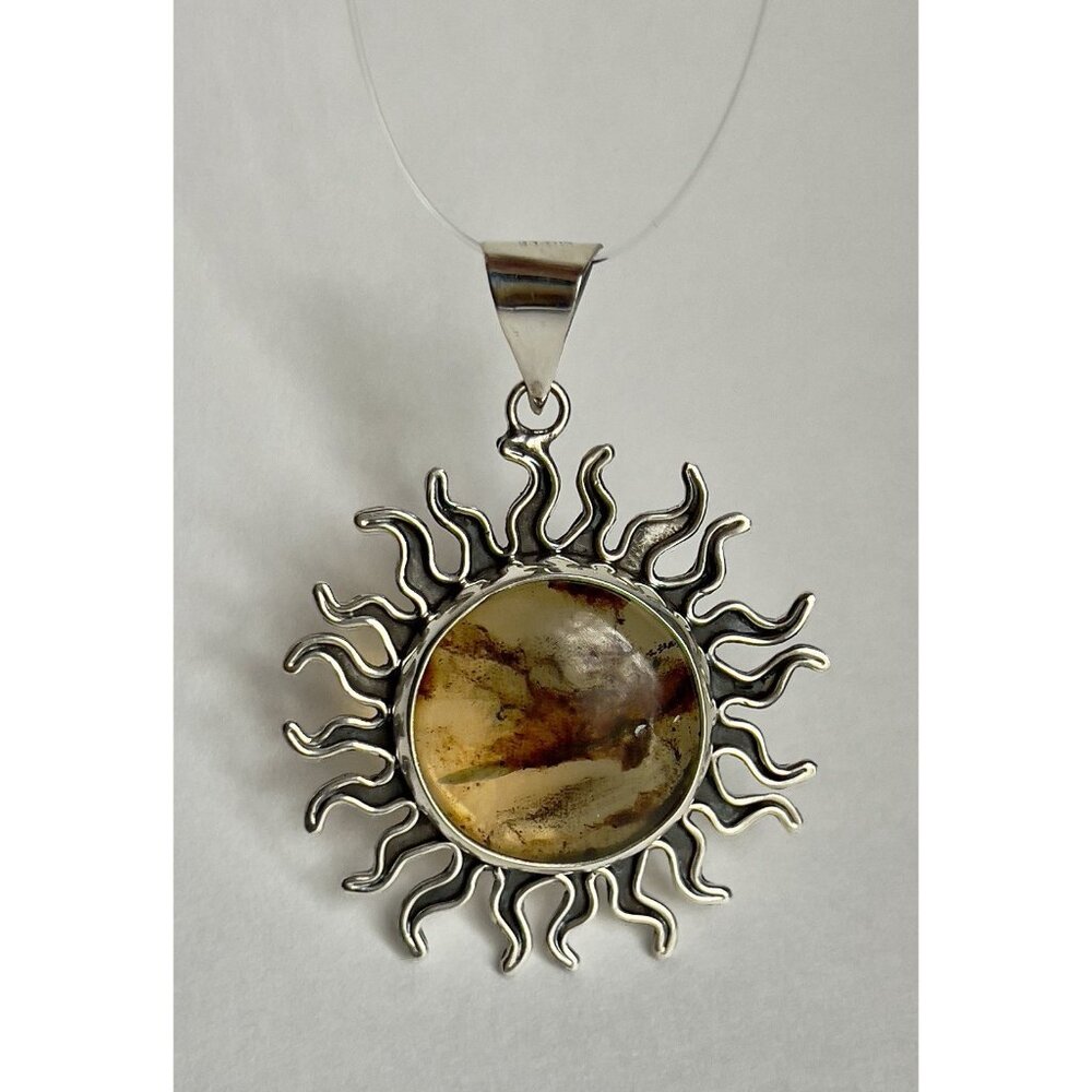 Sunburst Pendant – 925 Sterling Silver with Natural Amber - Picture 12 of 16